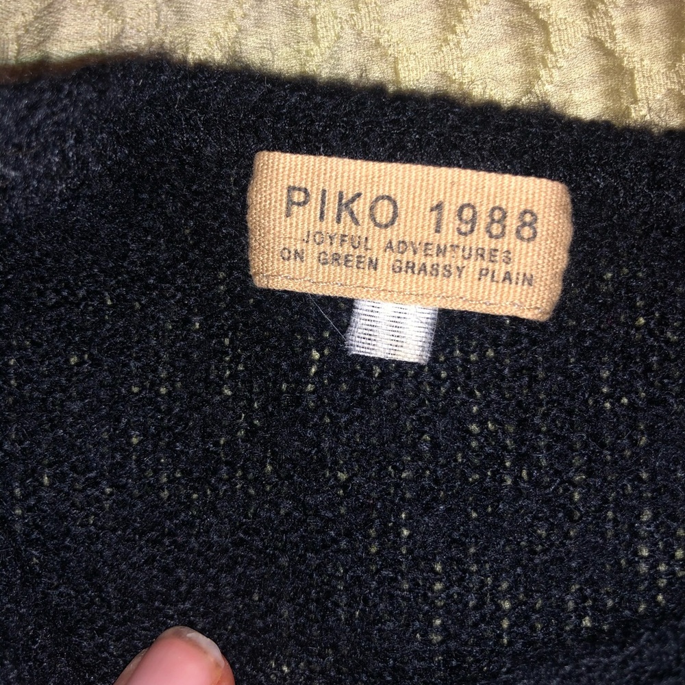 Piko sweater